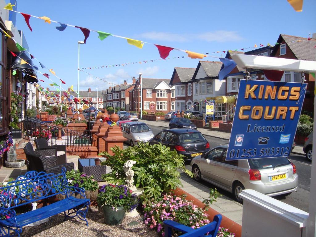 Bed and Breakfast Kings Court Families & Couples Blackpool Zewnętrze zdjęcie