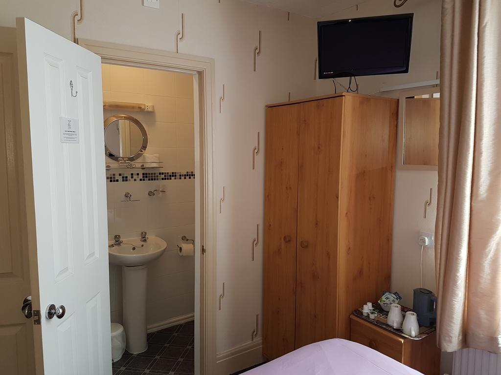 Bed and Breakfast Kings Court Families & Couples Blackpool Zewnętrze zdjęcie