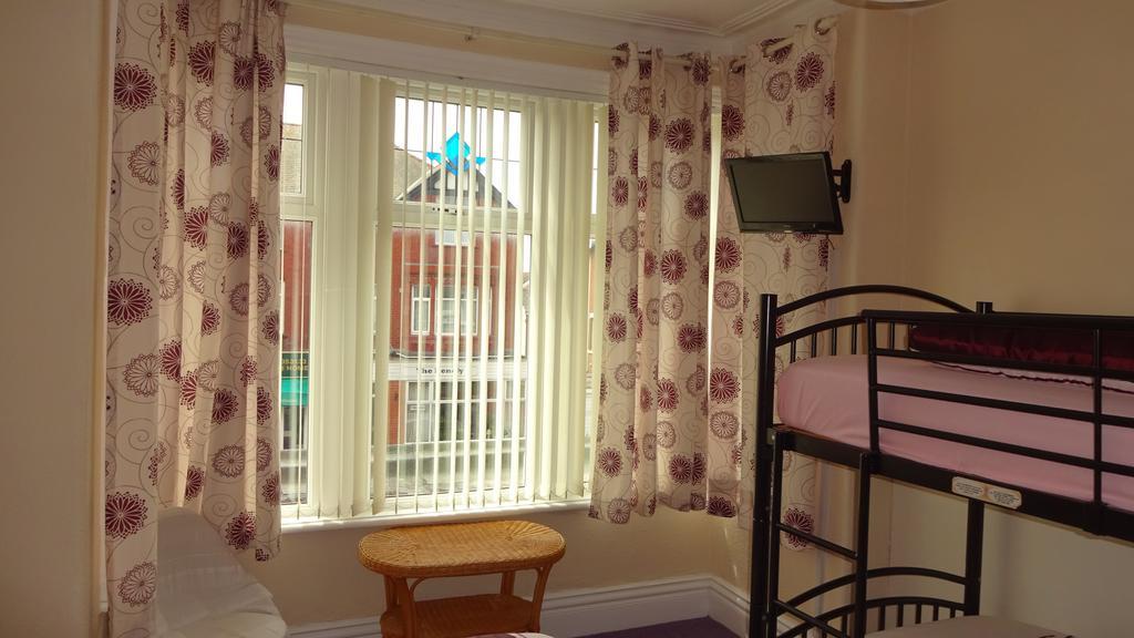 Bed and Breakfast Kings Court Families & Couples Blackpool Zewnętrze zdjęcie