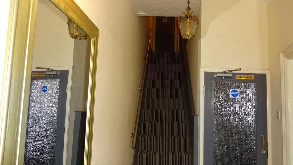 Bed and Breakfast Kings Court Families & Couples Blackpool Zewnętrze zdjęcie