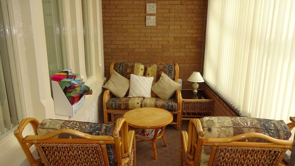 Bed and Breakfast Kings Court Families & Couples Blackpool Zewnętrze zdjęcie